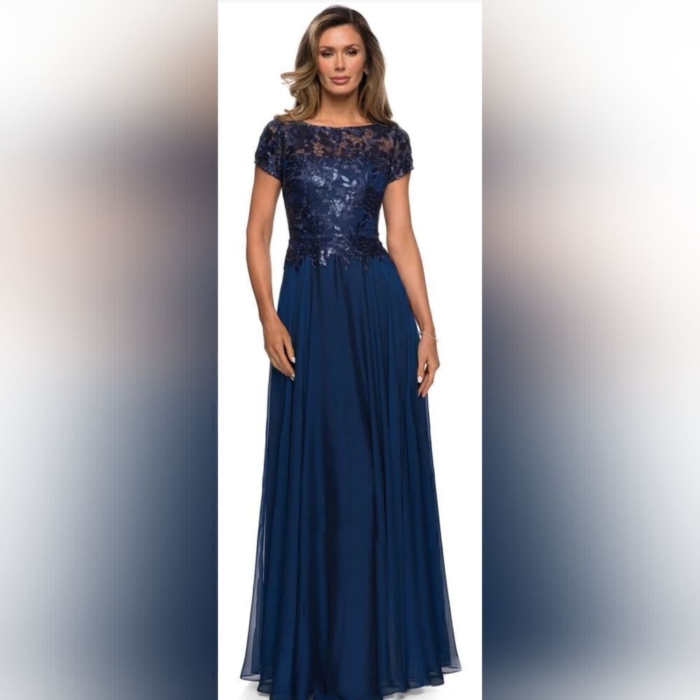 La Femme 27924 Sequined Embroidered Tulle A-Line Gown NWOT size 8 Blue